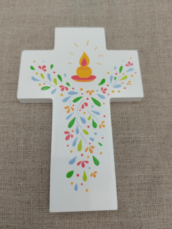 CROIX EN BOIS MOTIF BOUGIE